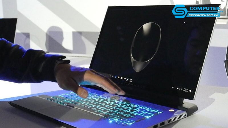 cac-loi-ich-dac-biet-khi-mua-laptop-dell-tai-sky-computer-skycomputer