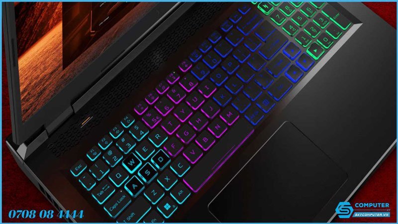 chien-thang-trong-tam-tay-voi-loat-trang-bi-hang-dau-skycomputer