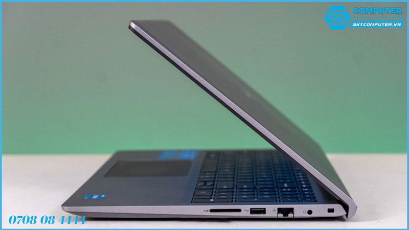 gioi-thieu-ve-laptop-dell-vostro-15-3530-v5i3001w1-1-skycomputer