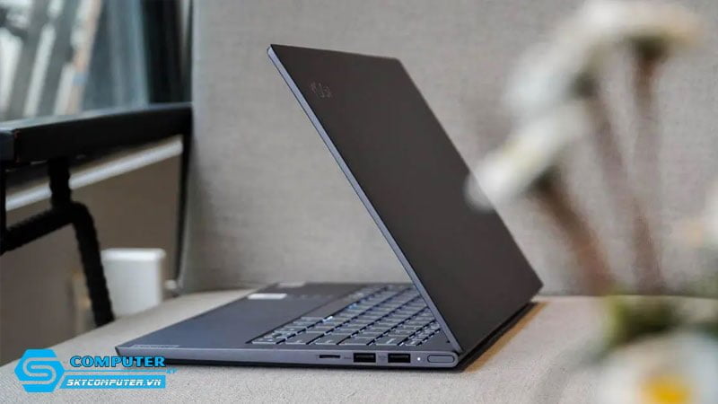 laptop-lenovo-cau-hinh-da-dang-phu-hop-cho-moi-nhu-cau-cong-viec-skycomputer