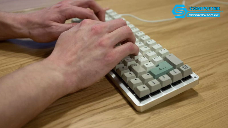 cach-nhan-biet-may-tinh-khong-nhan-ban-phim-skycomputer