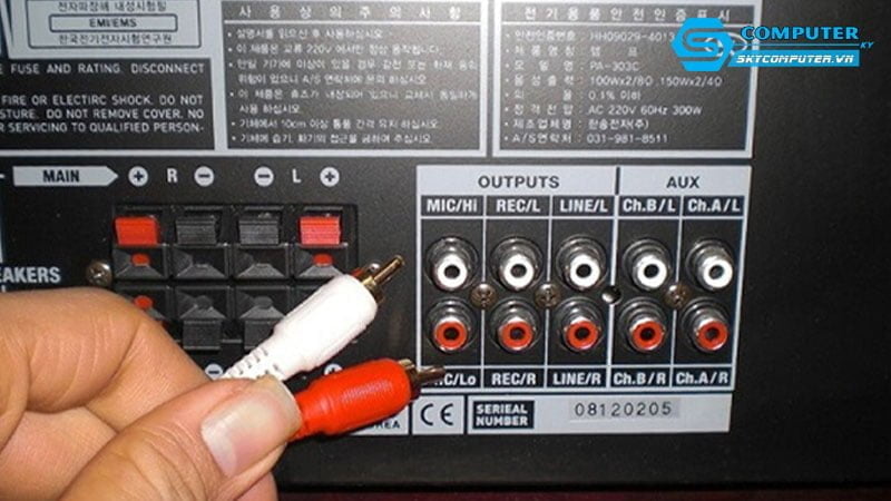 kiem-tra-jack-cam-cua-loa-voi-may-tinh-skycomputer