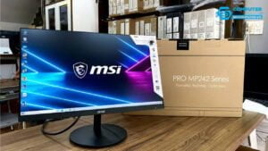 mua-man-hinh-msi-nhan-ngay-qua-tang-khung-1