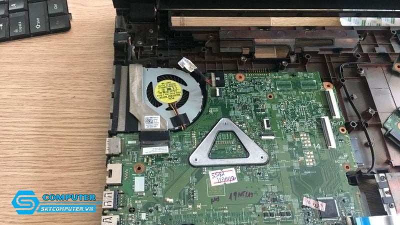 ve-sinh-bo-mach-chu-skycomputer