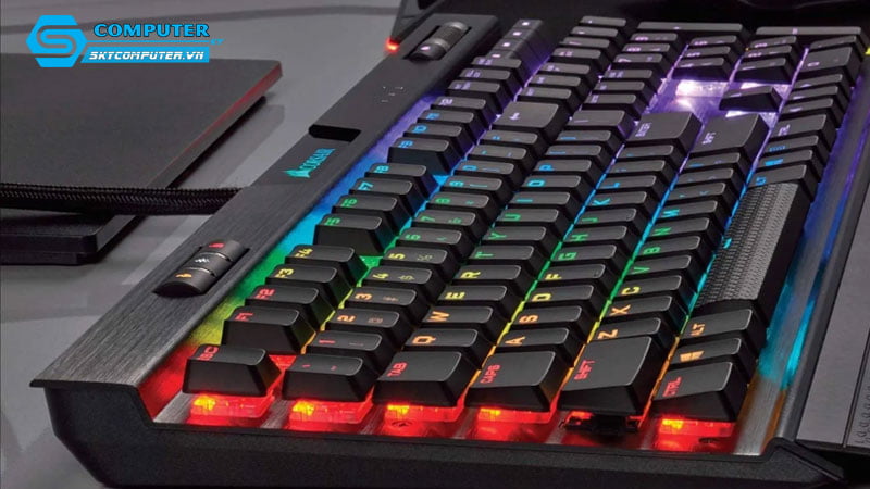 Lam-the-nao-de-bat-den-ban-phim-tren-ban-phim-roi-skycomputer