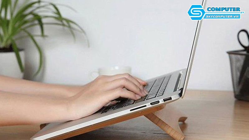 Cach-khac-phuc-laptop-bi-nong-skycomputer