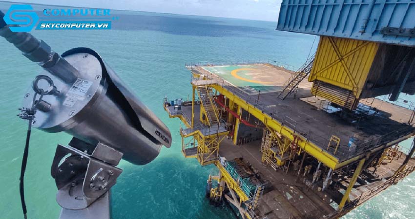 Camera-cctv-va-viec-giam-sat-cac-khu-vuc-nhay-cam-nhu-cac-co-so-san-xuat-vu-khi-0