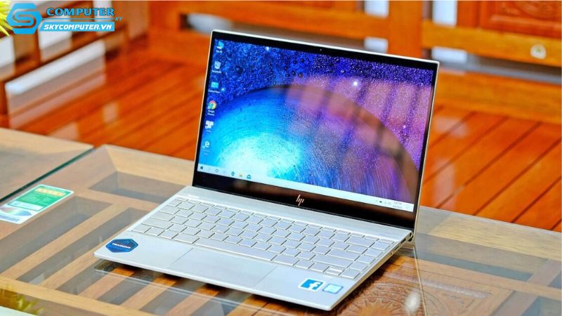 Co-duoc-kiem-tra-laptop-truoc-khi-nhan-ban-giao-khong-2