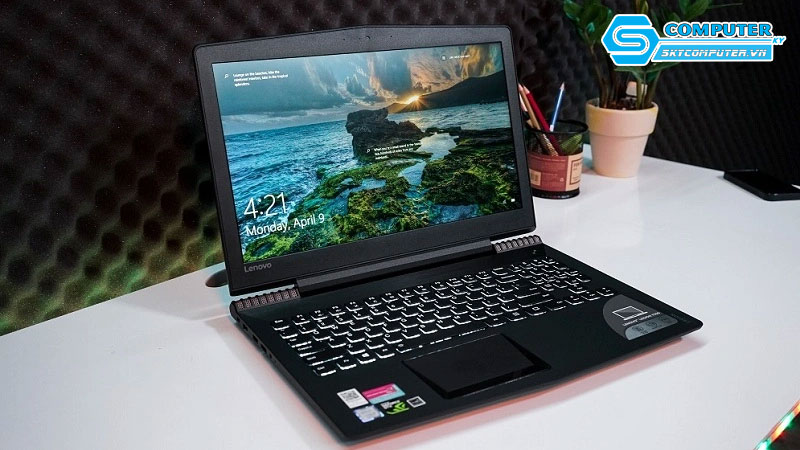 Doi-voi-laptop-card-man-hinh-tich-hop-skycomputer