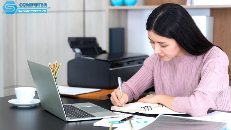 Laptop-cho-thue-co-dap-ung-nhu-cau-lam-viec-cua-nhan-vien-ke-toan-khong-2