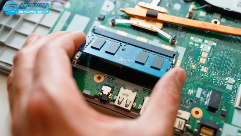 Laptop-cho-thue-co-duoc-nang-cap-ram-theo-yeu-cau-khong-2