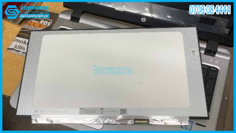 man-hinh-laptop-cu-hp-elitebook-820-g4-1