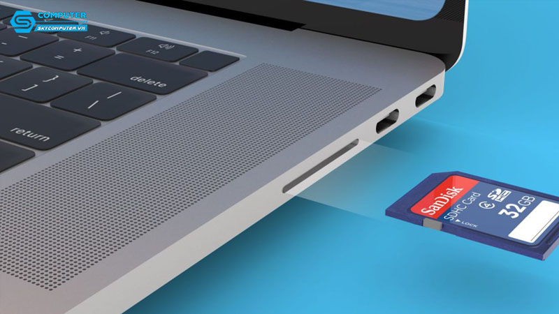 May-tinh-cua-toi-khong-nhan-the-nho-khi-cam-vao-phai-lam-sao-0