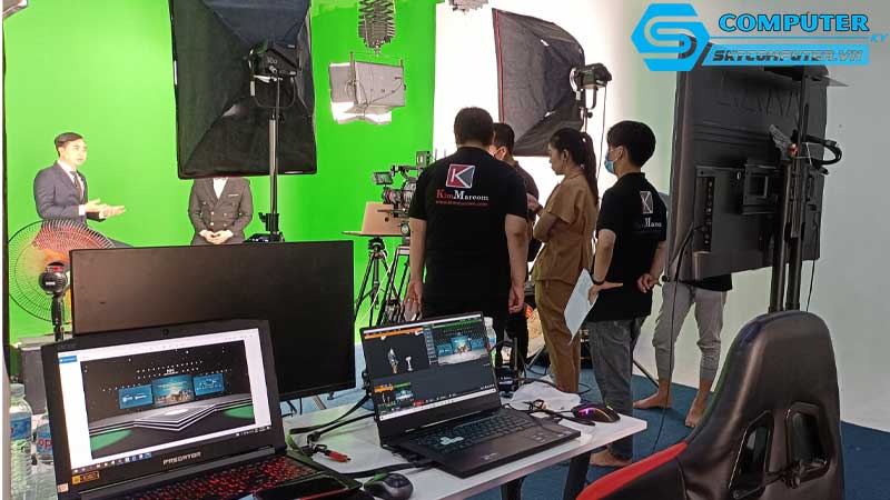 May-tinh-de-ban-trong-nganh-cong-nghiep-dien-anh-va-video-1