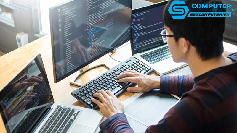 May-tinh-de-ban-va-cac-cong-cu-ho-tro-phat-trien-cac-phan-mem-phan-tich-xa-hoi-hoc