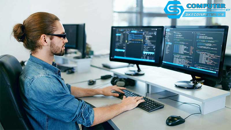 May-tinh-de-ban-va-su-phat-trien-cua-cong-nghe-phat-hien-khuon-mat-1