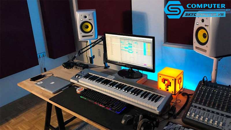 May-tinh-de-ban-va-ung-dung-trong-cong-nghe-xu-ly-am-thanh-1