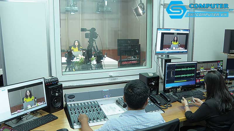 May-tinh-de-ban-va-ung-dung-trong-linh-vuc-truyen-thong-va-bao-chi-1