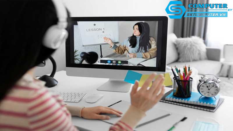 May-tinh-de-ban-voi-cac-cong-cu-ho-tro-tao-video-hoc-tap