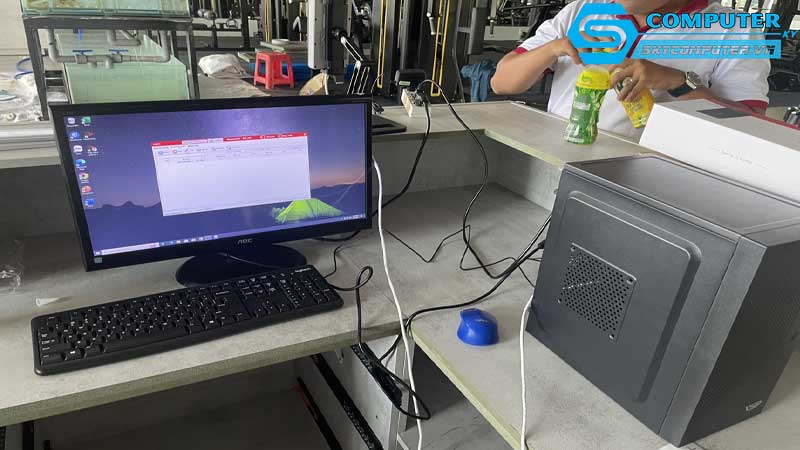 May-tinh-de-ban-voi-cong-nghe-nhan-dien-khuon-mat-1