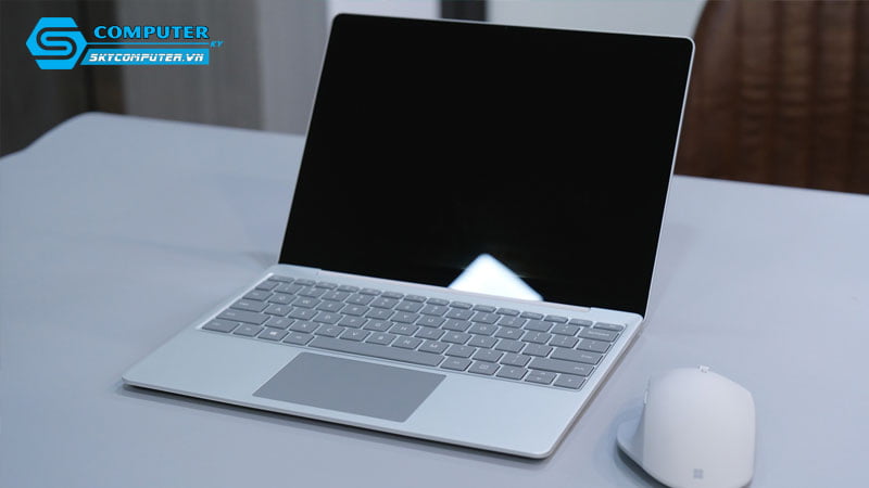 Microsoft-surface-laptop-go-i5-1035g1-skycomputer