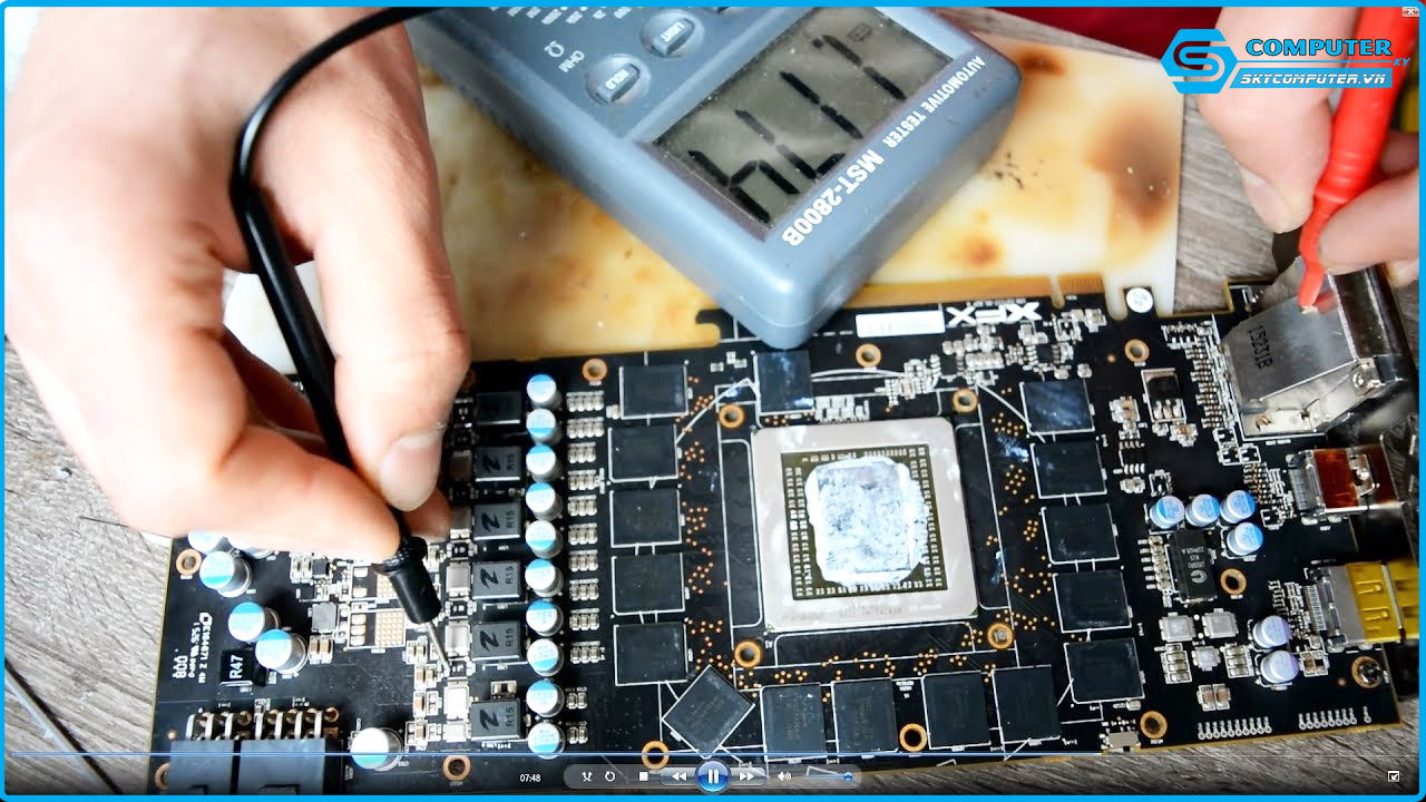Sua-chua-card-do-hoa-card-mang-hinh-vga-tai-da-nang-skycomputer.vn-3