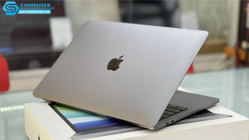 Thu-tuc-thue-laptop