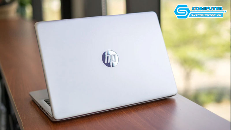 Tieu-chi-chon-mua-laptop-cho-sinh-vien-su-pham-skycomputer
